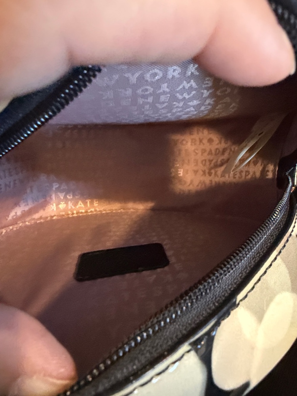 👜 Kate Spade Round Dot-Pattern Crossbody - Picture 7 of 11